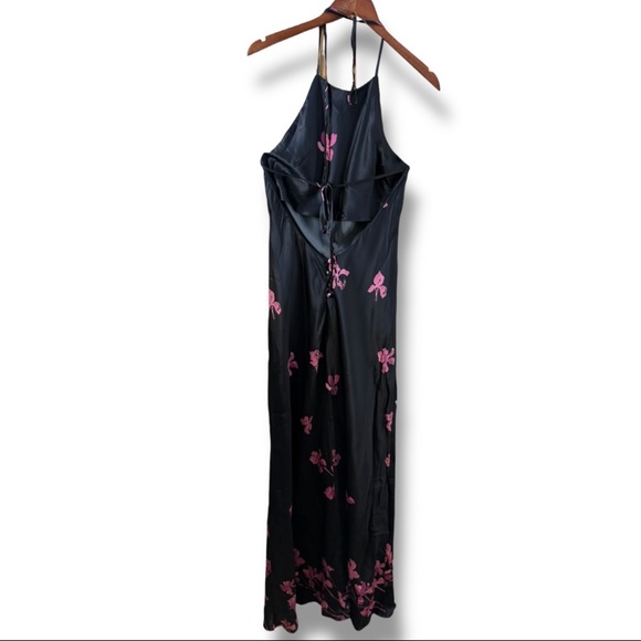 NWT Reformation Jeany Silk Halter Maxi Dress Gown in Night Iris Floral - Picture 6 of 9